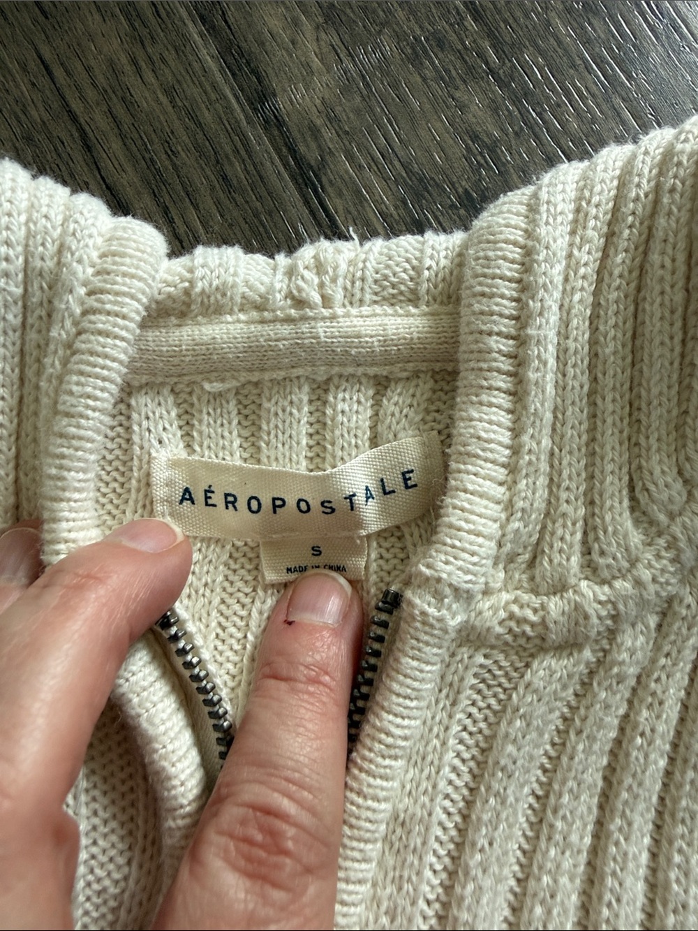 Aeropostale Cream Ribbed Zip-Front Cropped Cardigan - Picture 2 of 4